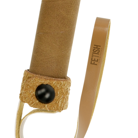 Fetish Submissive Origin fetish submissive origen látigo cuero vegano