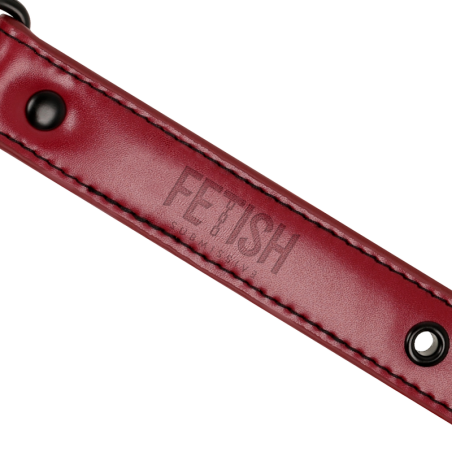 Fetish Submissive Dark Room mordaza transpirable