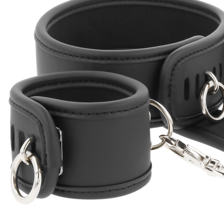 Fetish Submissive Bondage fetish submissive collar y esposas cuero vegano con forro de nopreno